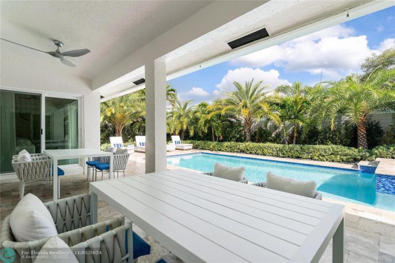  Single Family Homes Photo 27: 263 Hibiscus Ave  Lauderdale By The Sea,  FL 33308