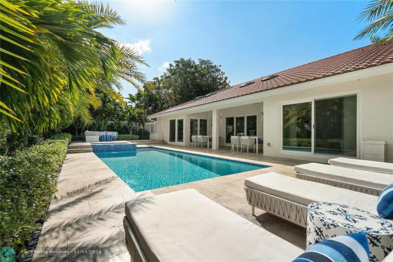  Single Family Homes Photo 30: 263 Hibiscus Ave  Lauderdale By The Sea,  FL 33308