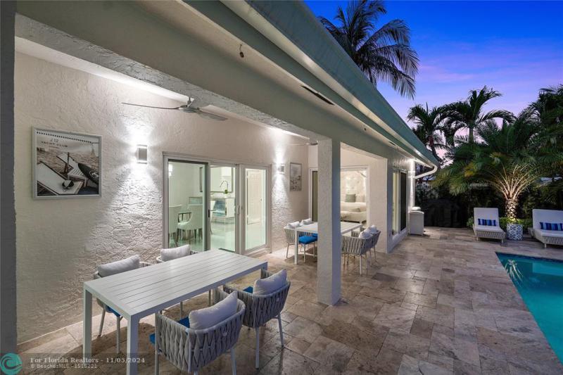  Single Family Homes Photo 45: 263 Hibiscus Ave  Lauderdale By The Sea,  FL 33308