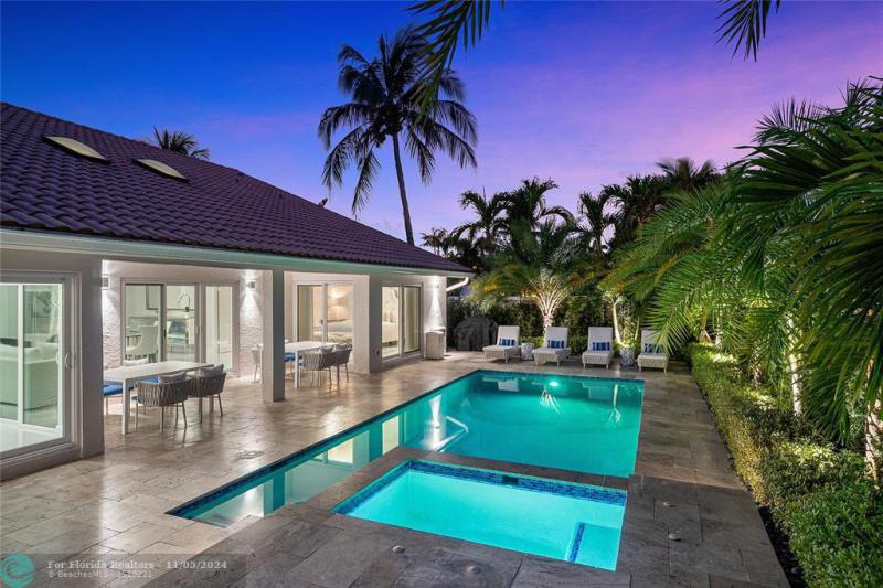  Single Family Homes Photo 46: 263 Hibiscus Ave  Lauderdale By The Sea,  FL 33308