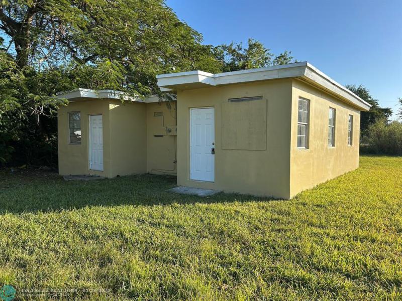 Duplex, Triplex and Fourplex Images