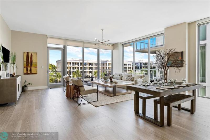  Condo & Townhome Photos