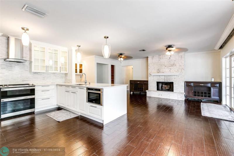  Single Family Homes Photo 15: 3600 NW 91st Ave  Cooper City,  FL 33024