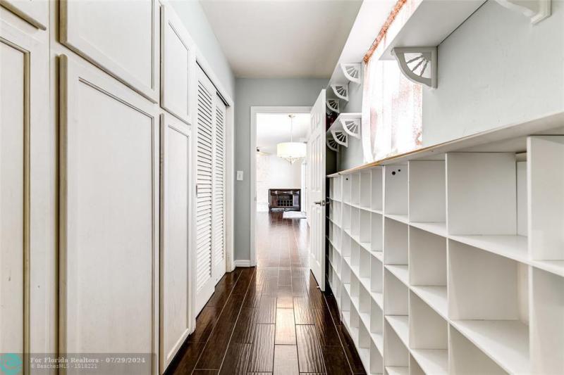  Single Family Homes Photo 17: 3600 NW 91st Ave  Cooper City,  FL 33024