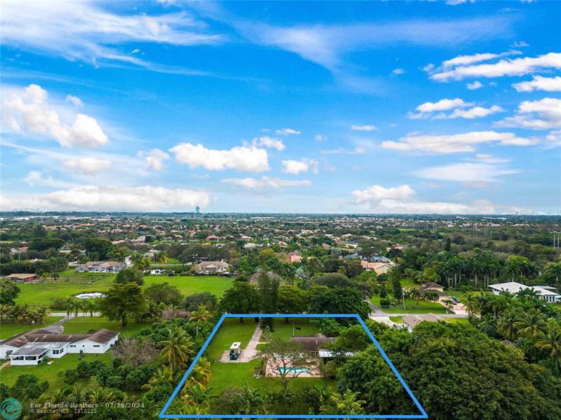  Single Family Homes Photo 2: 3600 NW 91st Ave  Cooper City,  FL 33024