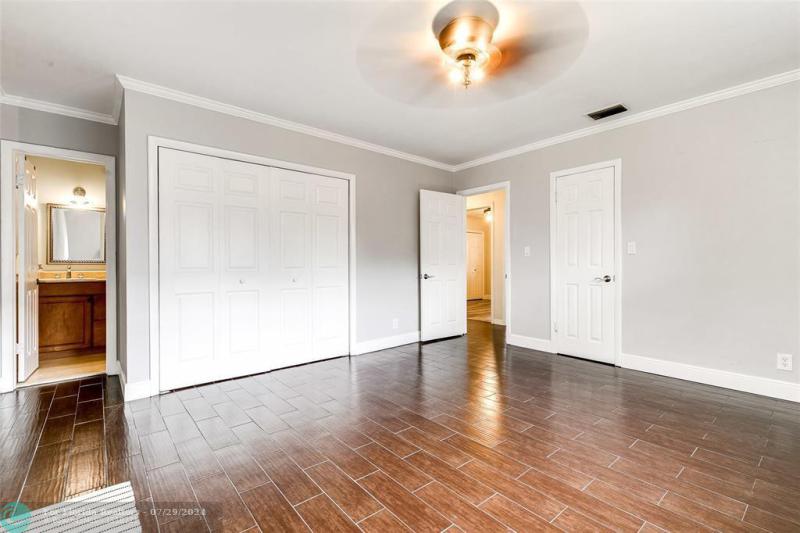  Single Family Homes Photo 30: 3600 NW 91st Ave  Cooper City,  FL 33024