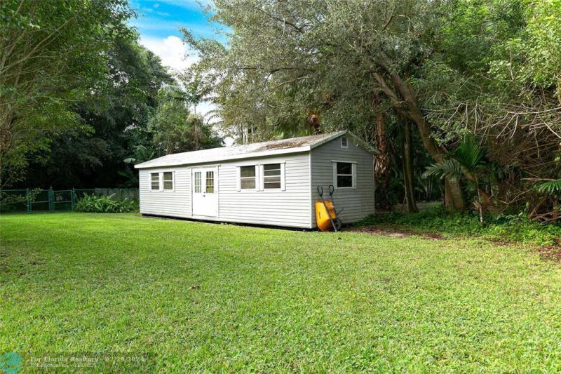  Single Family Homes Photo 36: 3600 NW 91st Ave  Cooper City,  FL 33024