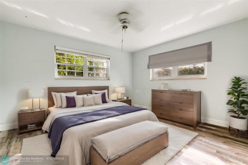  Single Family Homes Photo 9: 3600 NW 91st Ave  Cooper City,  FL 33024