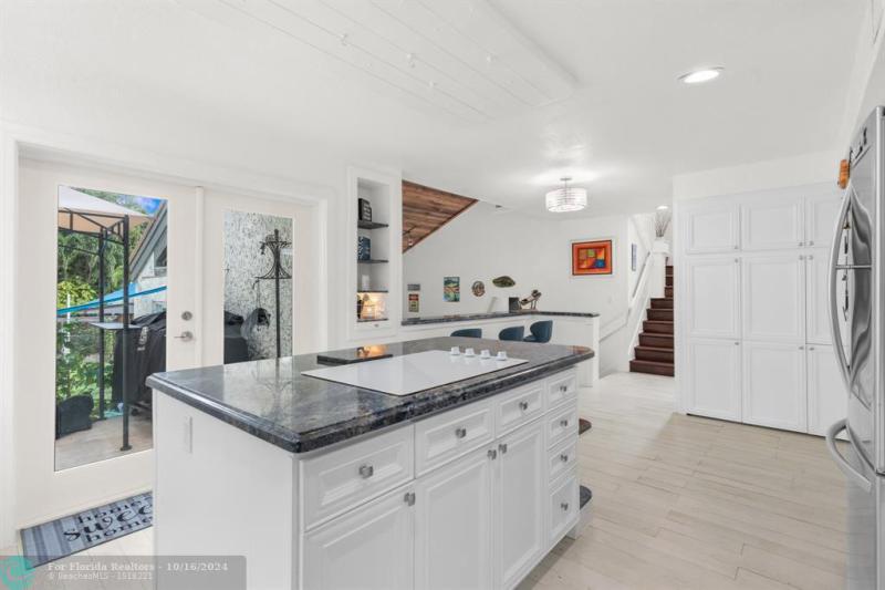  Single Family Homes Photo 19: 7605 Black Olive Way  Tamarac,  FL 33321