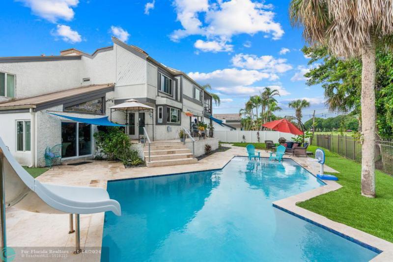  Single Family Homes Photo 47: 7605 Black Olive Way  Tamarac,  FL 33321