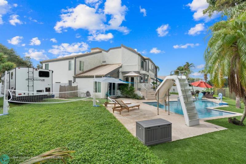  Single Family Homes Photo 48: 7605 Black Olive Way  Tamarac,  FL 33321