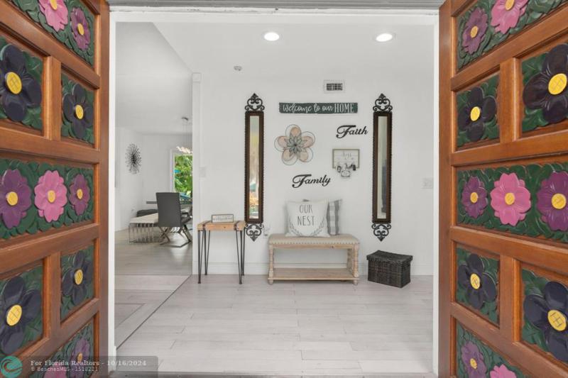  Single Family Homes Photo 9: 7605 Black Olive Way  Tamarac,  FL 33321