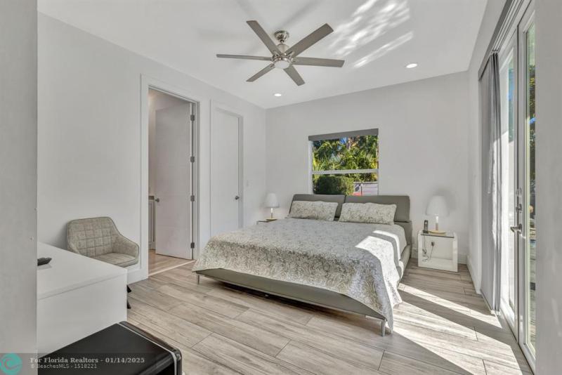  Single Family Homes Photo 19: 2502 NE 6th Ave  Wilton Manors,  FL 33305