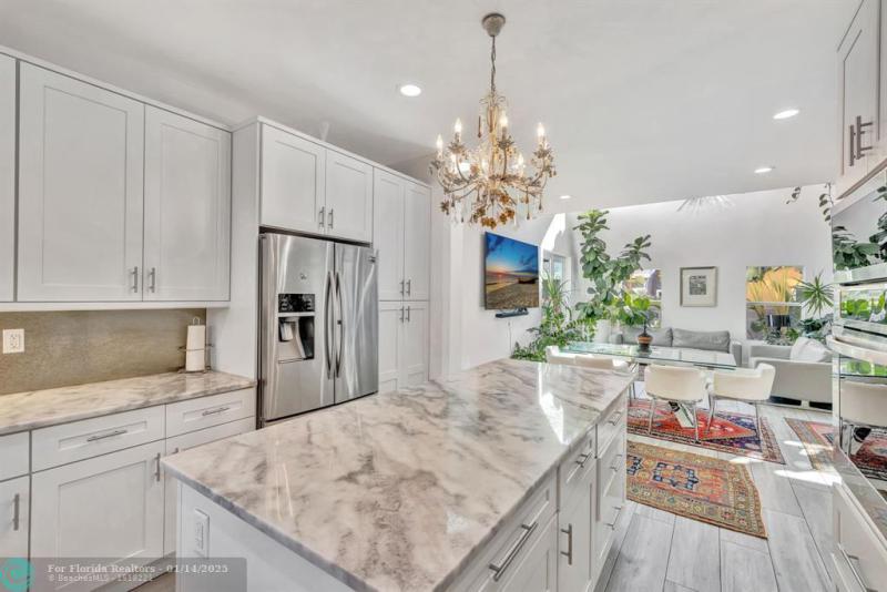  Single Family Homes Photo 22: 2502 NE 6th Ave  Wilton Manors,  FL 33305