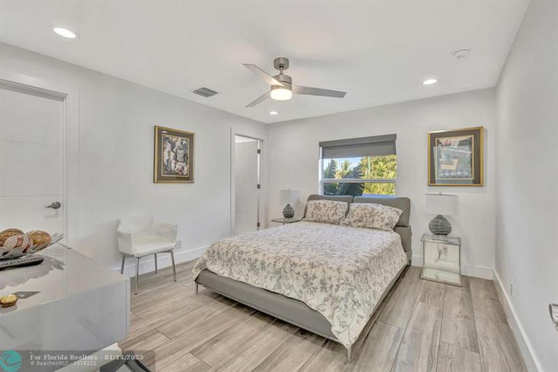  Single Family Homes Photo 44: 2502 NE 6th Ave  Wilton Manors,  FL 33305
