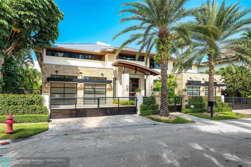  Single Family Homes Photo 10: 615 Royal Plaza Dr  Fort Lauderdale,  FL 33301