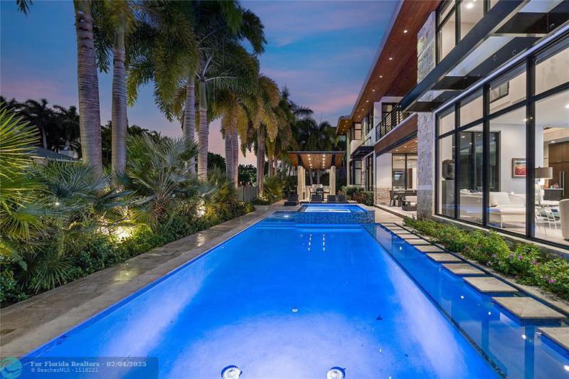  Single Family Homes Photo 16: 615 Royal Plaza Dr  Fort Lauderdale,  FL 33301