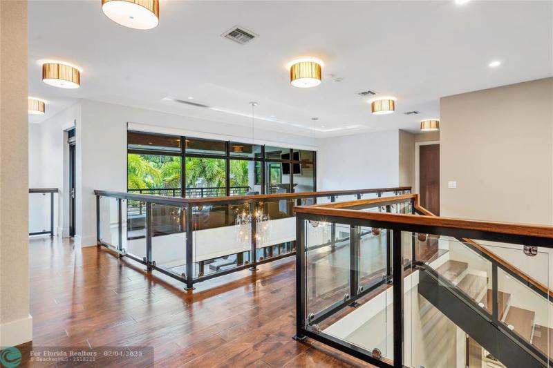  Single Family Homes Photo 38: 615 Royal Plaza Dr  Fort Lauderdale,  FL 33301
