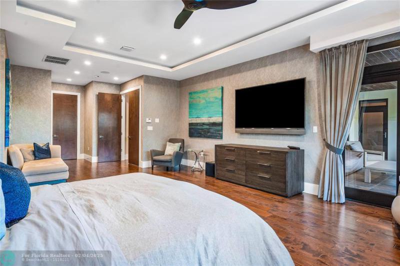  Single Family Homes Photo 41: 615 Royal Plaza Dr  Fort Lauderdale,  FL 33301
