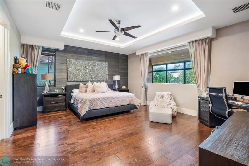 Single Family Homes Photo 53: 615 Royal Plaza Dr  Fort Lauderdale,  FL 33301