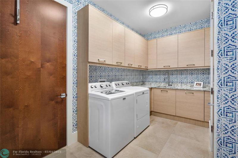  Single Family Homes Photo 57: 615 Royal Plaza Dr  Fort Lauderdale,  FL 33301