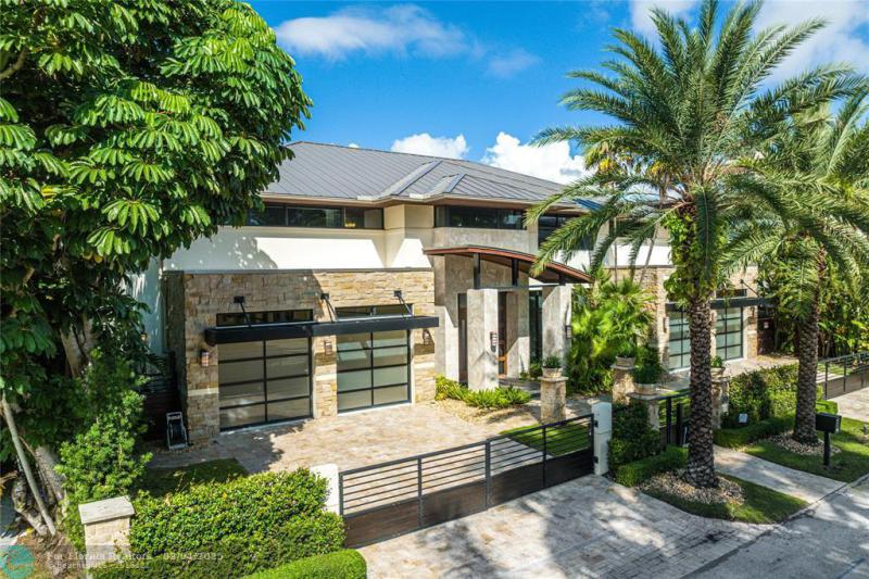 Single Family Homes Photo 79: 615 Royal Plaza Dr  Fort Lauderdale,  FL 33301