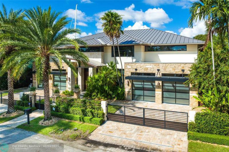  Single Family Homes Photo 80: 615 Royal Plaza Dr  Fort Lauderdale,  FL 33301