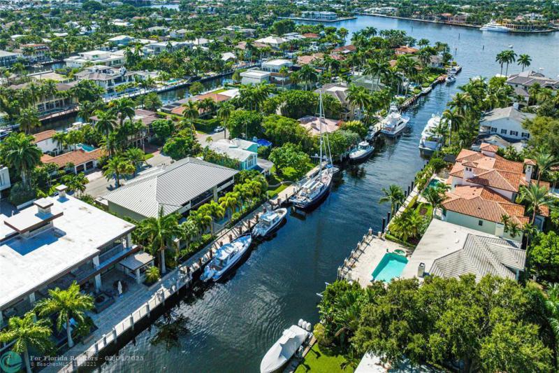  Single Family Homes Photo 90: 615 Royal Plaza Dr  Fort Lauderdale,  FL 33301
