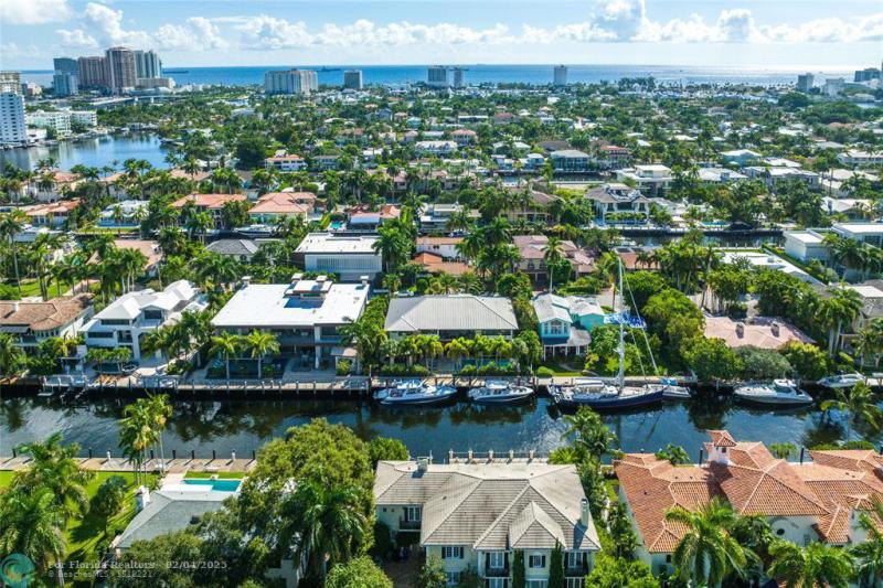  Single Family Homes Photo 92: 615 Royal Plaza Dr  Fort Lauderdale,  FL 33301