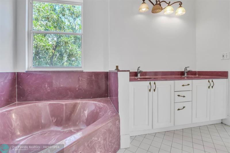  Single Family Homes Photo 37: 6861 NW 27th St  Margate,  FL 33063