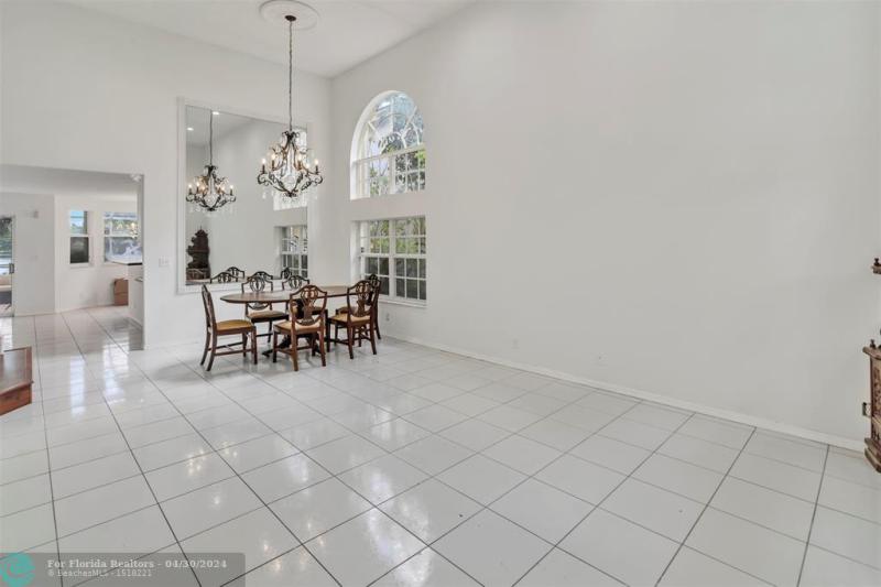  Single Family Homes Photo 7: 6861 NW 27th St  Margate,  FL 33063