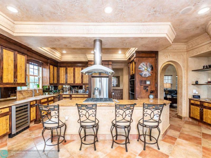  Single Family Homes Photo 38: 2601 NE 50th St  Lighthouse Point,  FL 33064