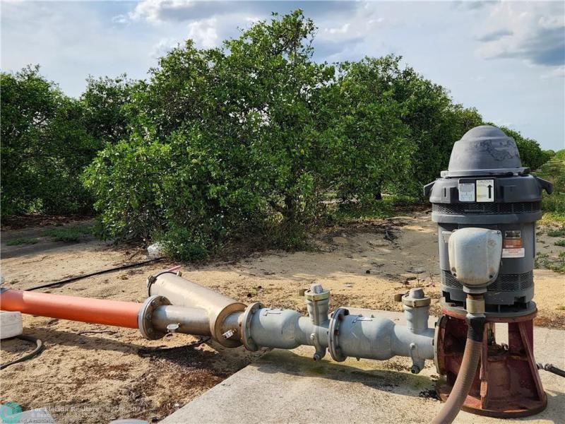  Commercial & Industrial Land Images 
