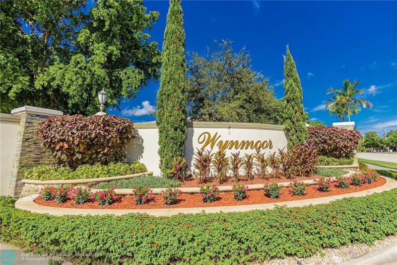  Condo & Townhome Photos