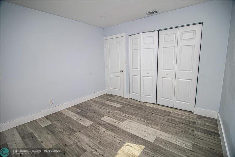 Duplex, Triplex and Fourplex Images