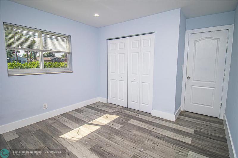 Duplex, Triplex and Fourplex Images