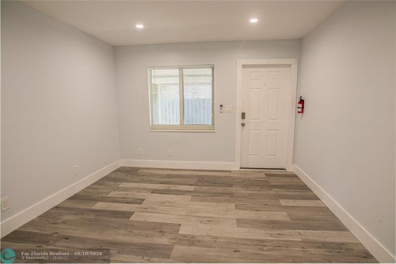 Duplex, Triplex and Fourplex Images