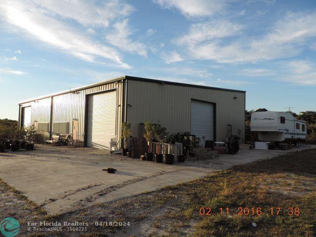  Commercial & Industrial Land Images 