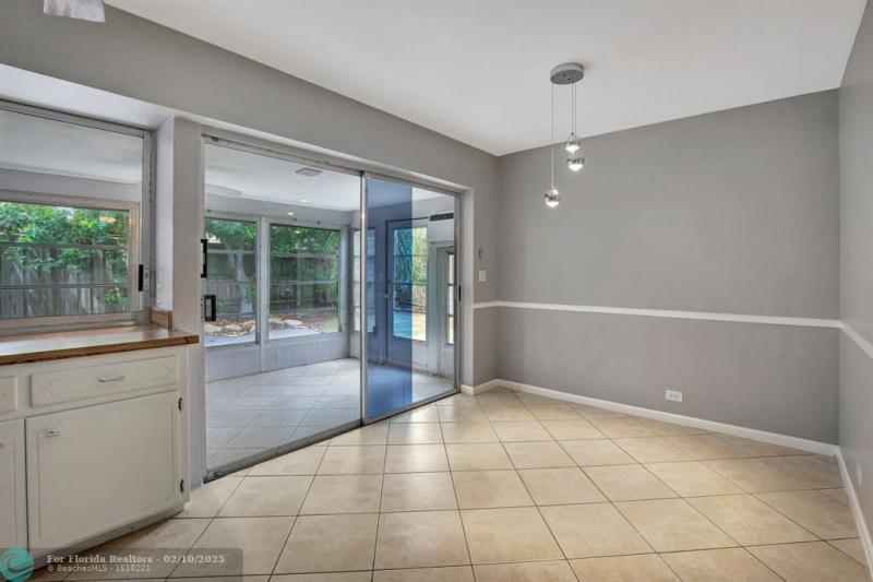 Duplex, Triplex and Fourplex Images