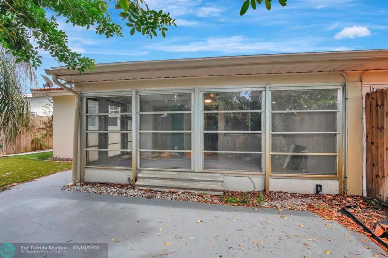 Duplex, Triplex and Fourplex Images