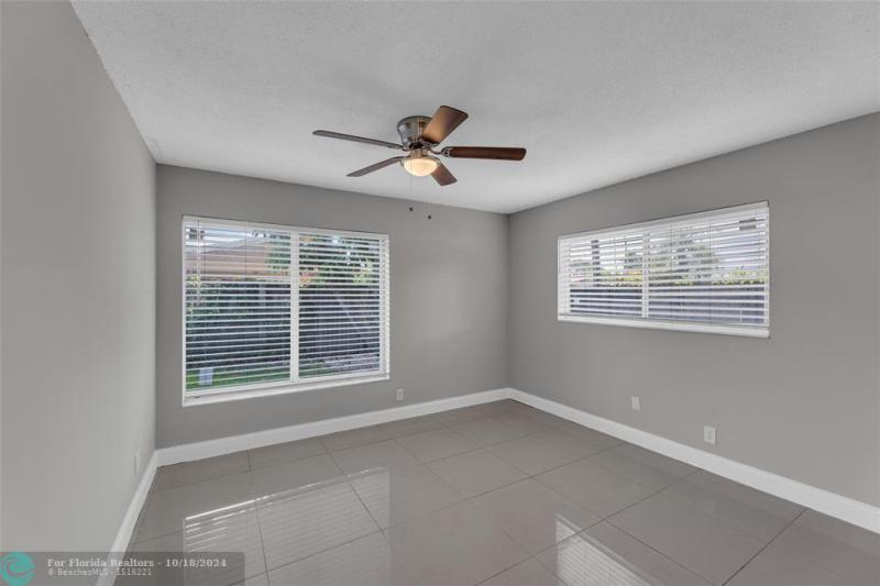 Duplex, Triplex and Fourplex Images