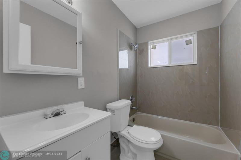 Duplex, Triplex and Fourplex Images