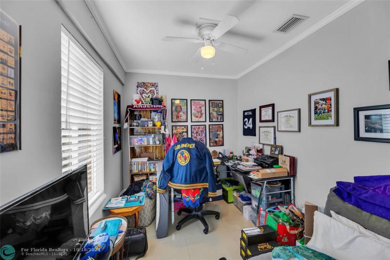 Duplex, Triplex and Fourplex Images