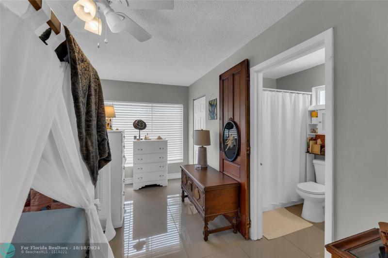 Duplex, Triplex and Fourplex Images