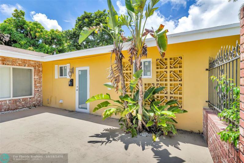 Duplex, Triplex and Fourplex Images