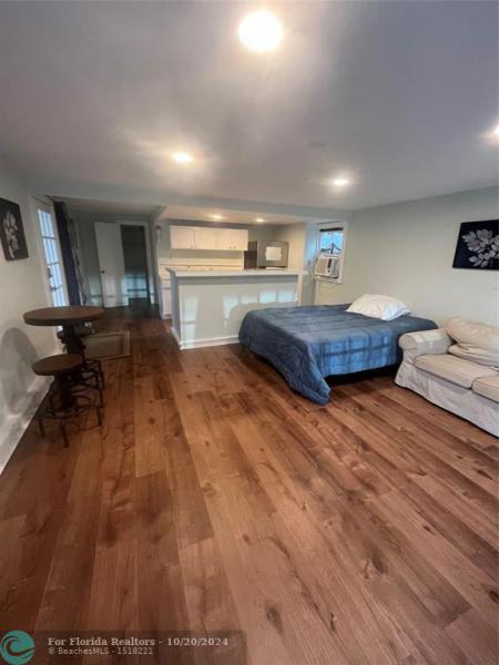 Duplex, Triplex and Fourplex Images