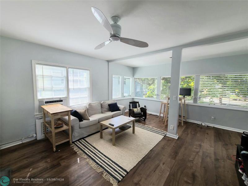 Duplex, Triplex and Fourplex Images