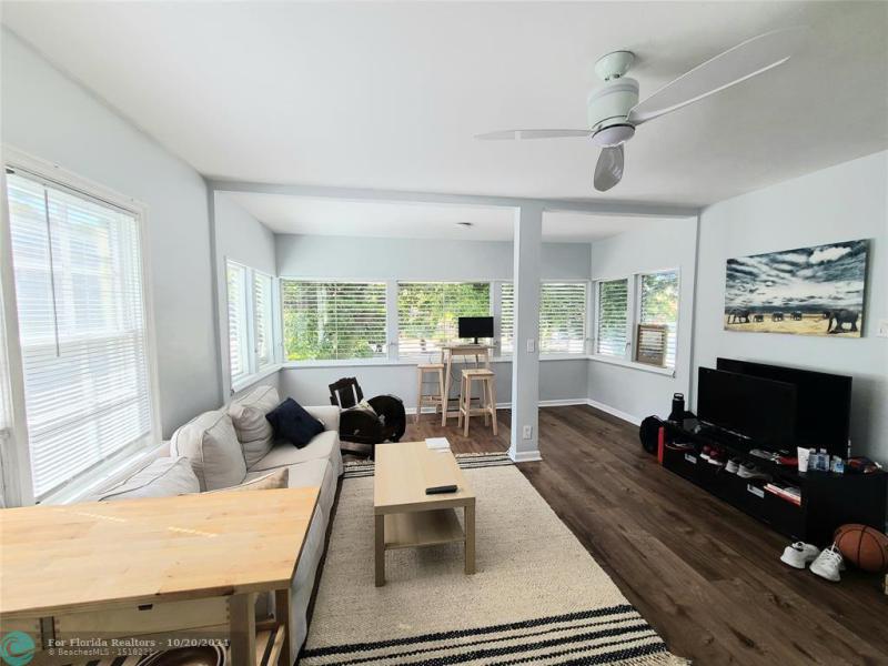 Duplex, Triplex and Fourplex Images