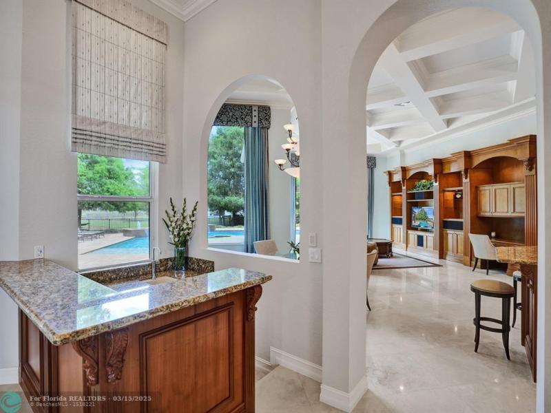  Single Family Homes Photo 10: 15093 SW 16th St  Davie,  FL 33326