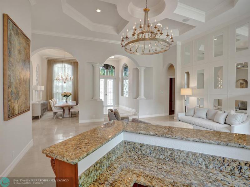 Single Family Homes Photo 11: 15093 SW 16th St  Davie,  FL 33326